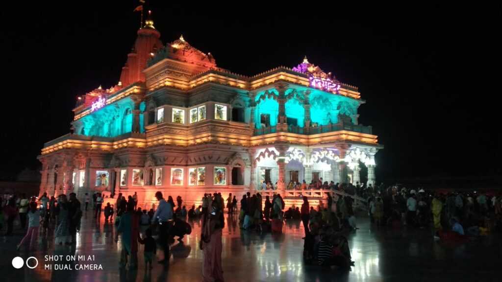 Prem Mandir Vrindavan Time